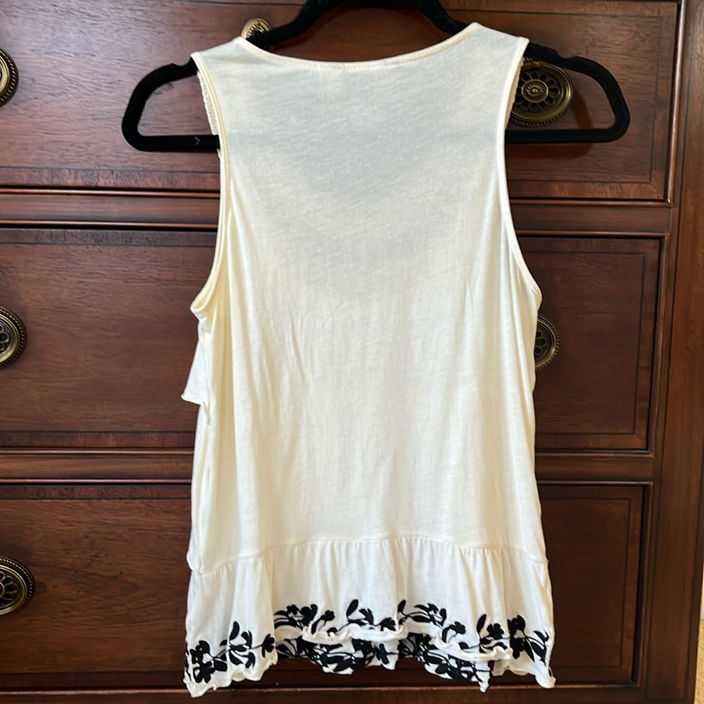 Anthropologie Ruffle Top - Picture 4 of 6